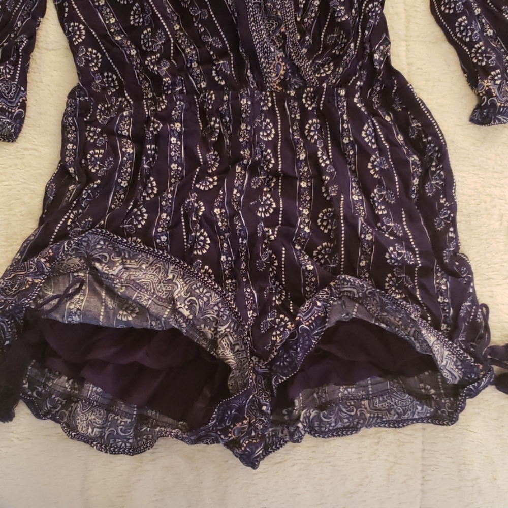 Romper - Picture 3 of 4